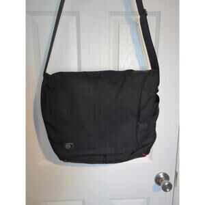 Booq Laptop Messenger Bag 16" x 13" x 4" Soft, Thick Padding, Crossbody